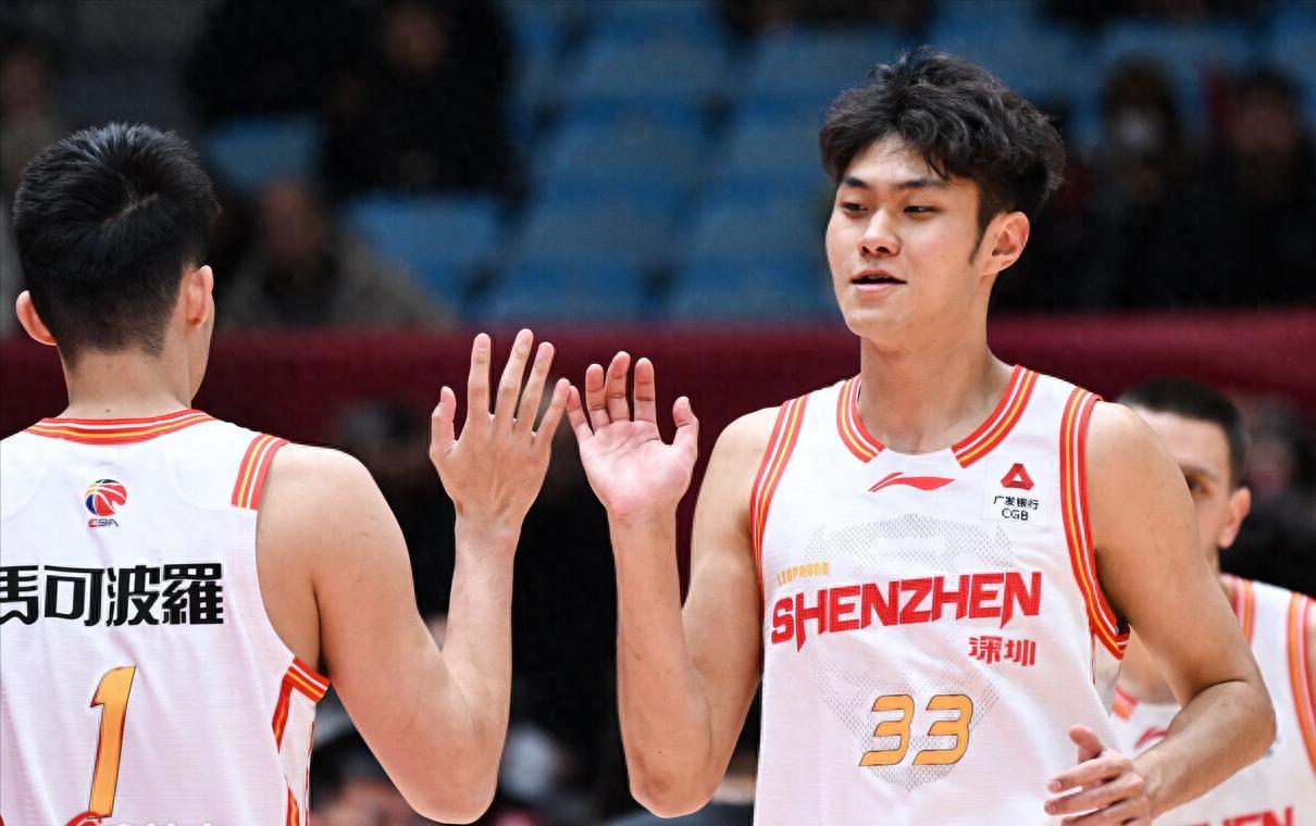开云体育app下载-广东老队长拿第9冠？合同仅剩两月，19次进季后赛，18次进四强